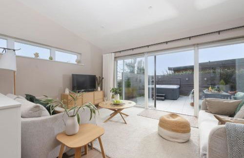 Salt Life, Dunes at Upton Towans - Hot tub - Pet friendly - Self check in - Foto 8