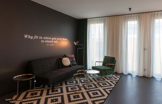 Brera Serviced Apartments Schwabing - Photo 1