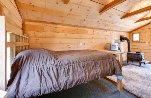 On-Site Trails to Mohican River Tiny Home Retreat - Foto 10