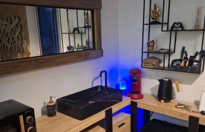 Suite deluxe avec jacuzzi et jardin à 2 min de la plage - Foto 19