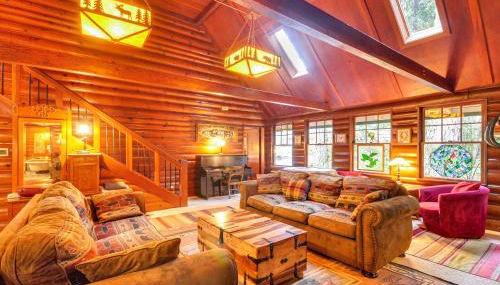 Forested Minikahda Lodge with Hot Tub Near Mt Hood - Foto 4