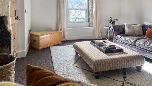 The Hermit Inn Hideout - Photo 5