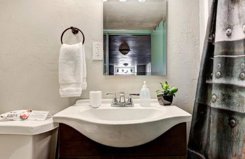 Indie Escape 1 blocks away from Plaza District - Foto 21