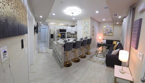 This luxury basement is the perfect getaway - Foto 1, minibar