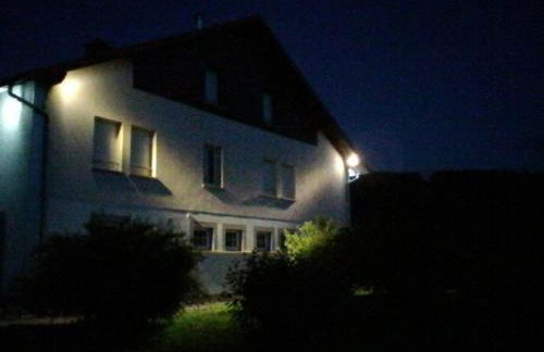 Gîte Confortable en Pleine Nature avec Cheminée et Accès Direct aux Sentiers, Proche Gérardmer et Lac - FR-1-589-124 - Photo 3