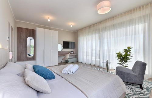 New VILLA TIHI OTOK near the beach - Photo 22