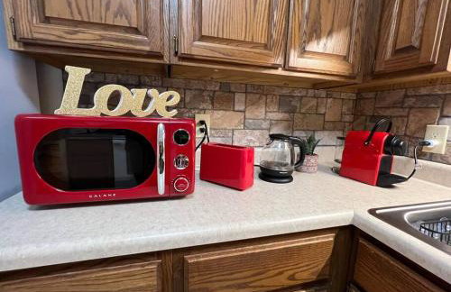 The Red Door 2-bedroom townhouse near VT & RU - Foto 18