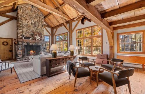 Modern Lux Cabin w Mtn Views and Fire Pit - Foto 3