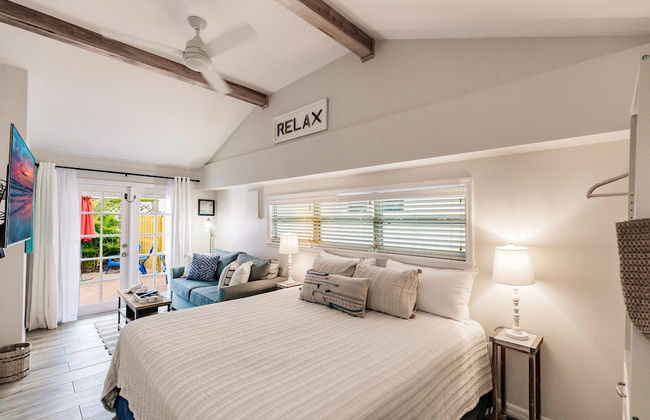 Siesta Key Island Rentals - Photo 14