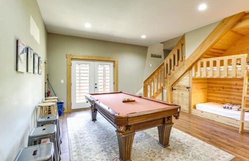 Family Cabin with Private Hot Tub and Views in Boone! - Foto 11