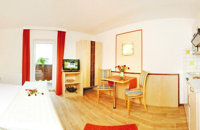 Apartment in Ischgl Overlooking the Mountains - Photo 6