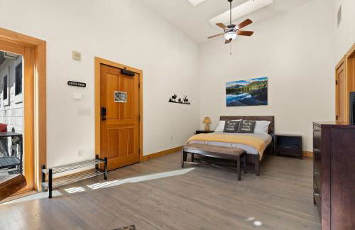 Spacious Dtwn Estes Park Loft Condo 4 Mi to RMNP - Foto 18