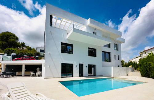 Calpe villa lujo playa piscina jardin barbacoa ideal familias y grupos - Foto 1