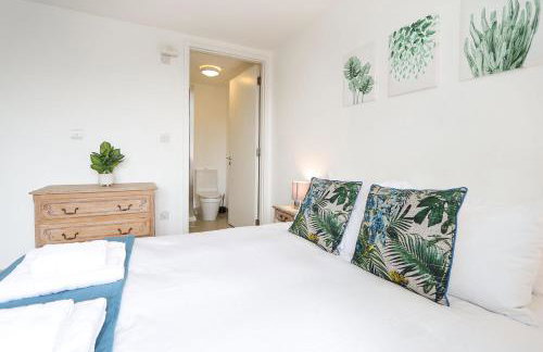 2-bed 2-bath flat around the corner from Portobello Market - Foto 11