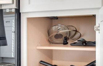 Professionally Designed 4BD Central location - Foto 46