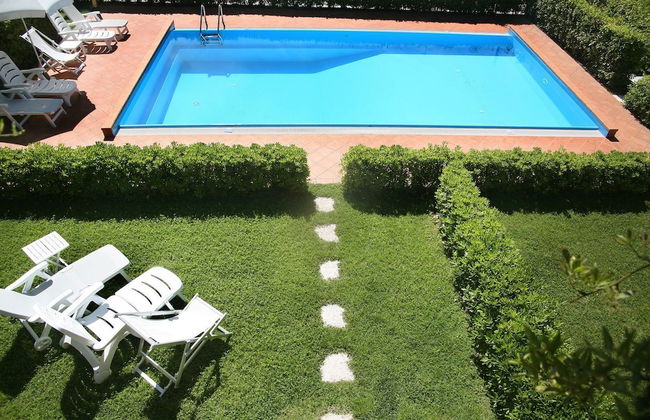 Apartment First Floor - Photo 6