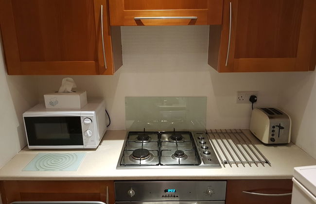 2 Bed Flat - Sleeps 4 - Parking - Wifi - Foto 5