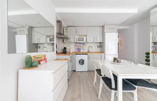 Moderno estudio y piscina a 50 metros de la playa - Photo 7