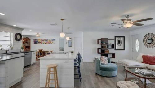 HIDDEN GEM - Family Friendly Pool Home -Welcome - Foto 4