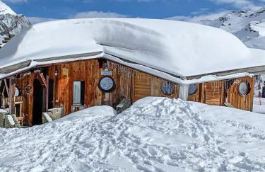 Chalet Flocon - luxury ski chalet by Avoriaz Chale - Photo 2