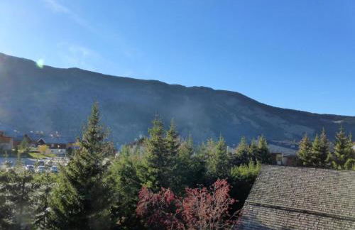 Résidence Fermes De Meribel Bat C - Confortable appartement 3 pièces pour 4 personnes aux pieds des pistes aves accès à la piscine situé à Meribel Village MAE-1800 - Foto 3