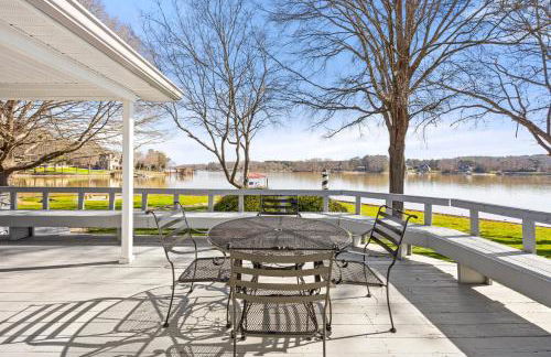 300 Degree Views, NEW HotTub, Firepit, Lighthouse - Foto 27