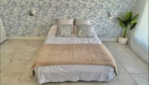 La loge de Gustave, studio avec wifi et une place de parking privatif - Foto 5