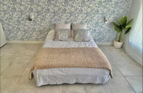 La loge de Gustave, studio avec wifi et une place de parking privatif - Foto 5