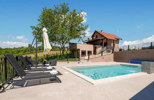 2 Bedroom Cozy Home In Kobasicari - Foto 1