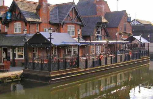 Fantastic 1 Bedroom Basement flat with free parking - Foto 27