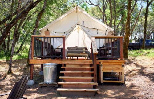 Secluded Safari Tent Situated in Rural Western El Dorado County Overlooking Majestic Folsom Lake, Northern California - Foto 17