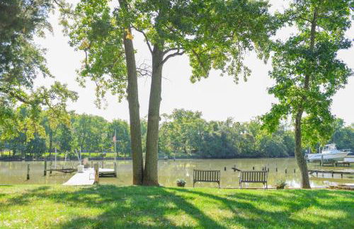 Annapolis Charm Waterfront Getaway Near USNA - FISH & CRAB from your PRIVATE PIER! - Foto 42