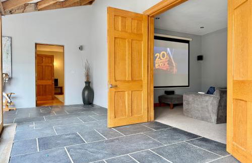 Hill House, Spectacular Rural Home With Hot Tub - Photo 74