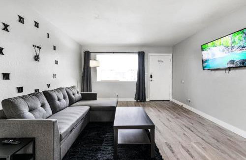 Cozy 1 Bed Sleeps 4! Near Strip Perfect GetAway! - Foto 7