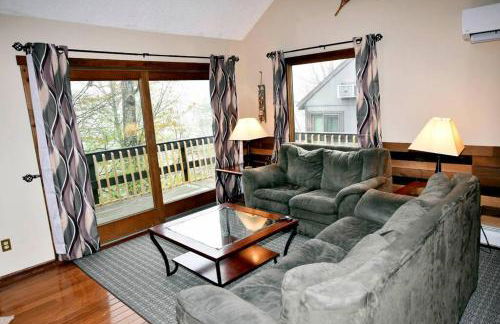 Ski-In Ski-Out Camelback Village Townhouse - 100 YDS From The Mountain - Foto 5