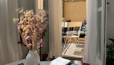 Cozy Studio Apartment - Photo 4