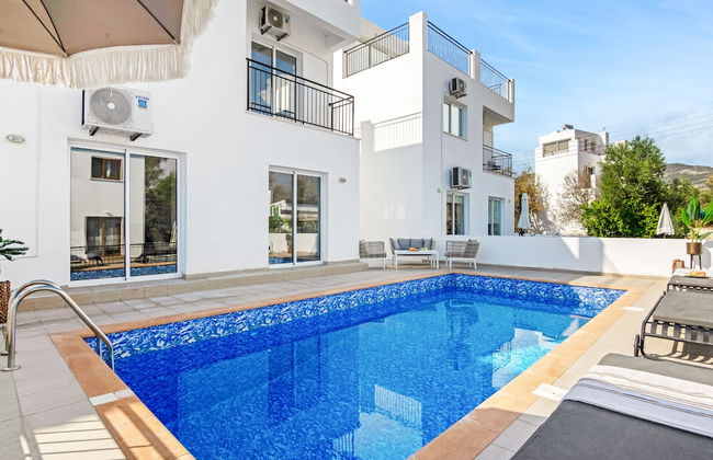 Sanders White Mountains - Cozy Villa With Pool - Foto 1