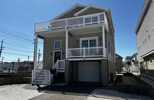 Roof-Top Deck With Ocean & Bay Views Single Family Beach Badges Private Yard Ping Pong And Pool Table Wifi 1 Block From Ocean 15 Blocks To Bay - Foto 26