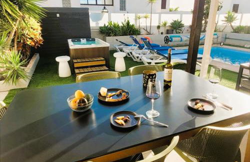 Villa with heated pool & Jacuzzi - Foto 30