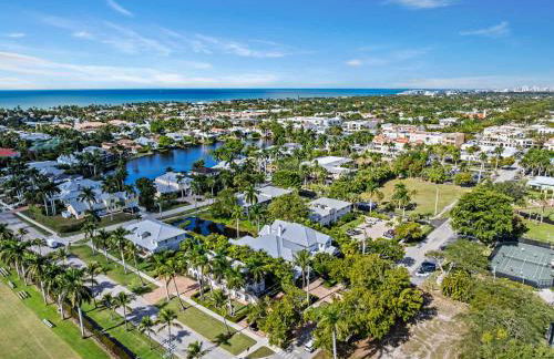 Le Monaco - Romantic 1 BR Condo Steps from 5th Ave S. Chic Coastal Retreat with King Bed and Beach Access. Perfect Location for Couples Near Dining, Shopping, and Naples Beach - Foto 22