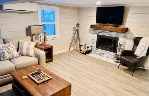 Lakefront Cottage on Brewer Lake - Foto 32