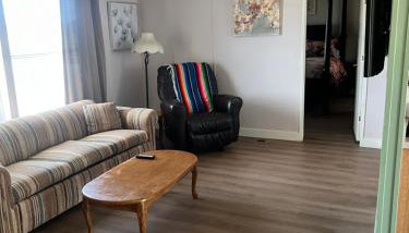 Death Valley PrairieFire 3bd 2ba Home w Kitchen - Foto 4