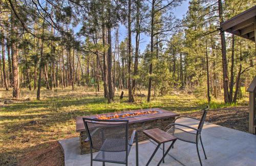 1 Mi to Rainbow Lake: Newly Built & Woodsy Retreat - Foto 14