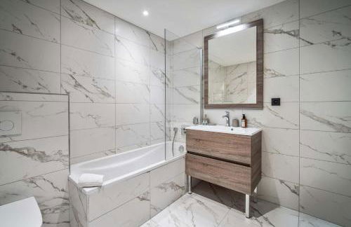 Luxury Penthouse - Panoramic Views, Indoor Fireplace, Extraordinary Terrace - Foto 22