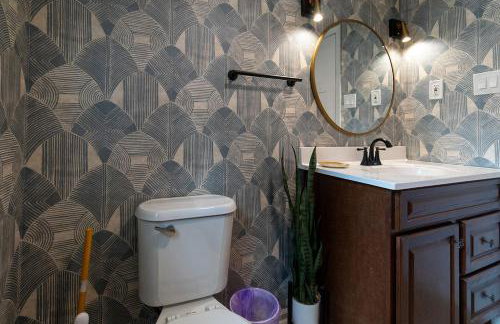 Quiet Cottage In The Woods, with Hot Tub! - Foto 19