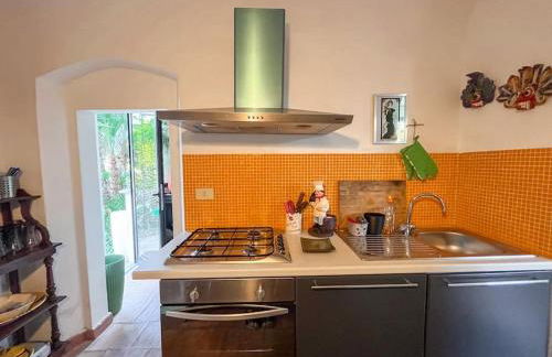 Torretta holiday house with a salt swimming pool - Foto 6