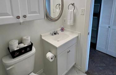 Stunning Waterfront Condo - Foto 2