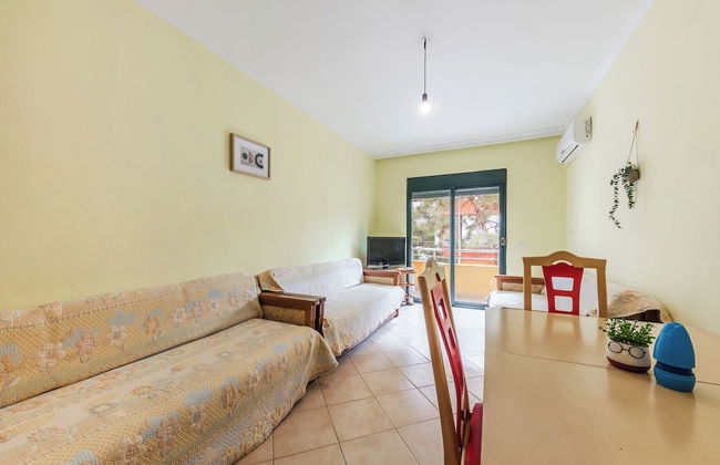 Cozy Seaside Comfort - Photo 16