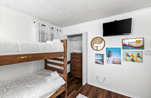 Oceanfront Bliss and Resort-Style Fun! Galveston Gem - Foto 23