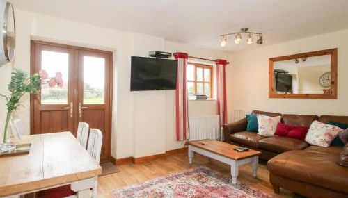 Old Hall Barn 1 - Photo 3